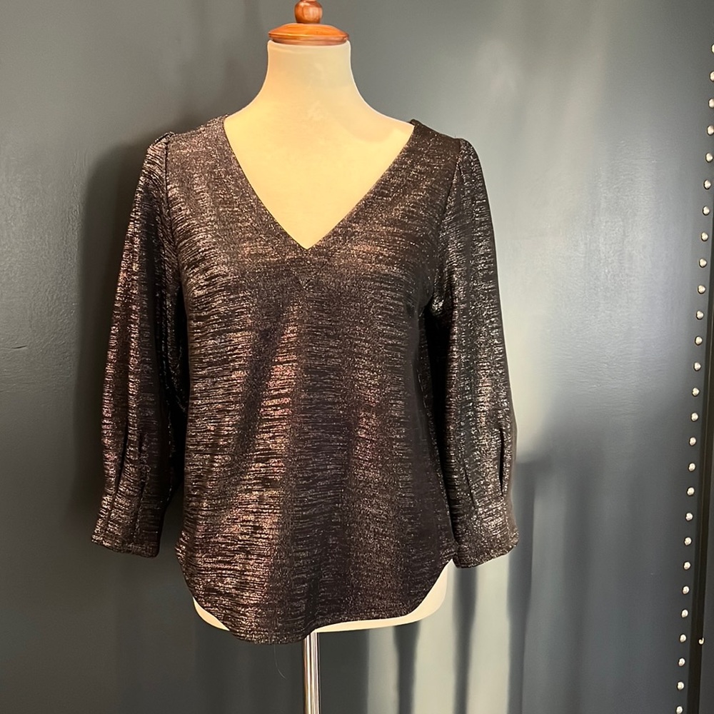 RO & DE V-neck Black with silver metallic threads shirt. Anthropologie